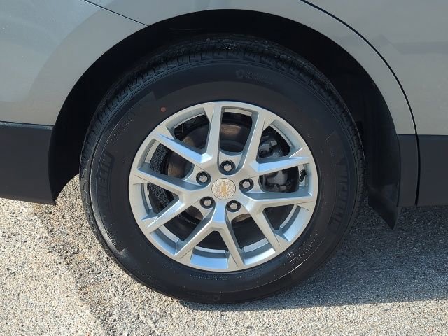 Certified 2024 Chevrolet Equinox LT image 3