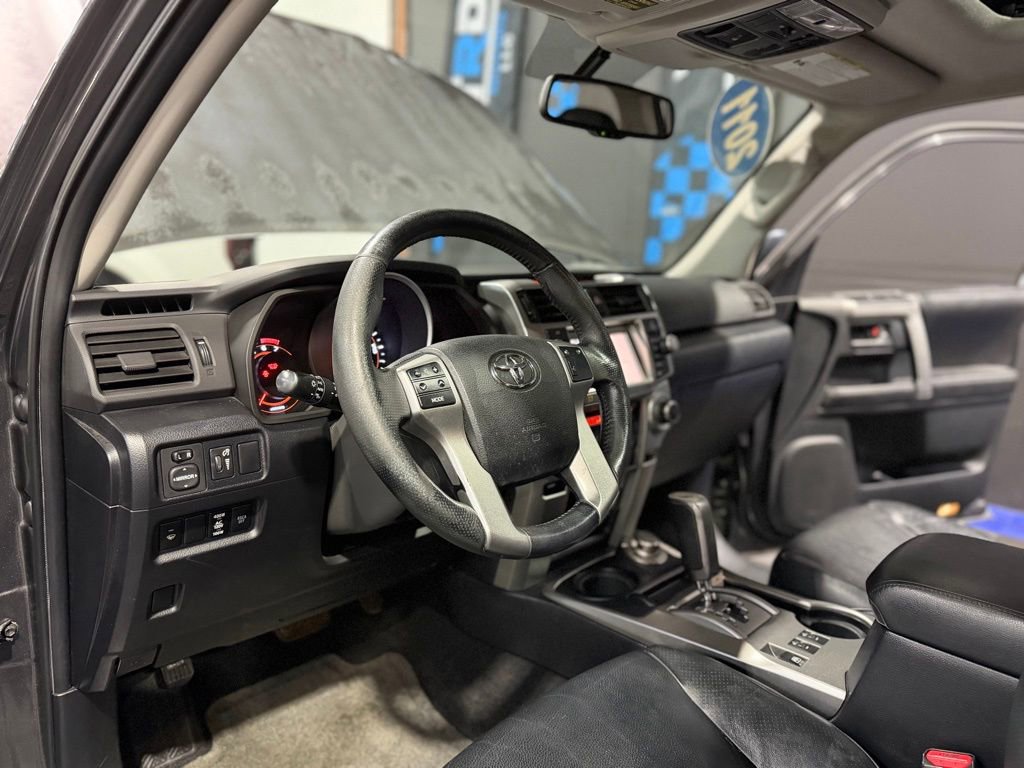 Used 2011 Toyota 4Runner Limited image 10