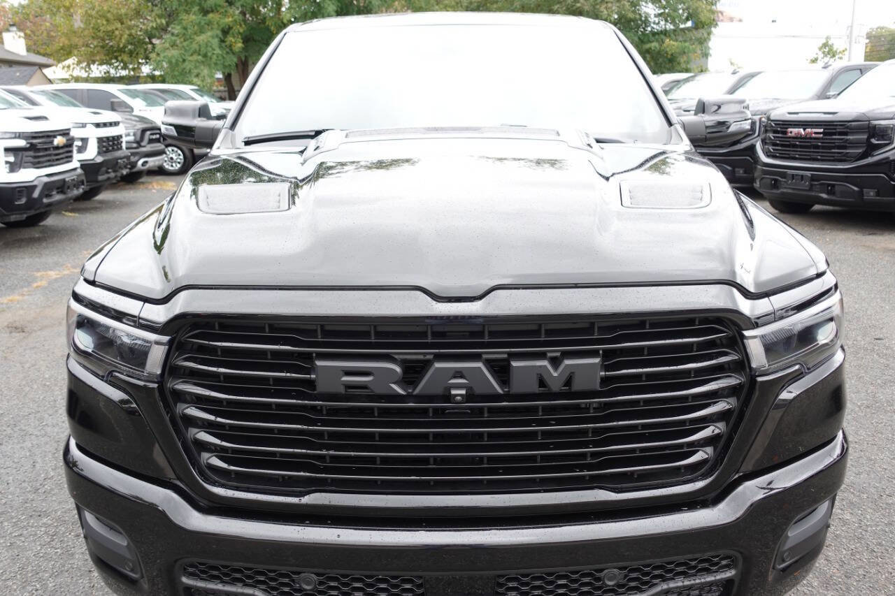 Used 2025 RAM 1500 Sport w/ Sport Level 1 Equipment Group AWD/4WD image 7