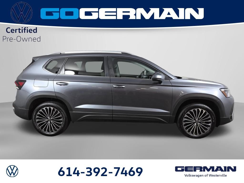 Certified 2025 Volkswagen Taos SE image 6