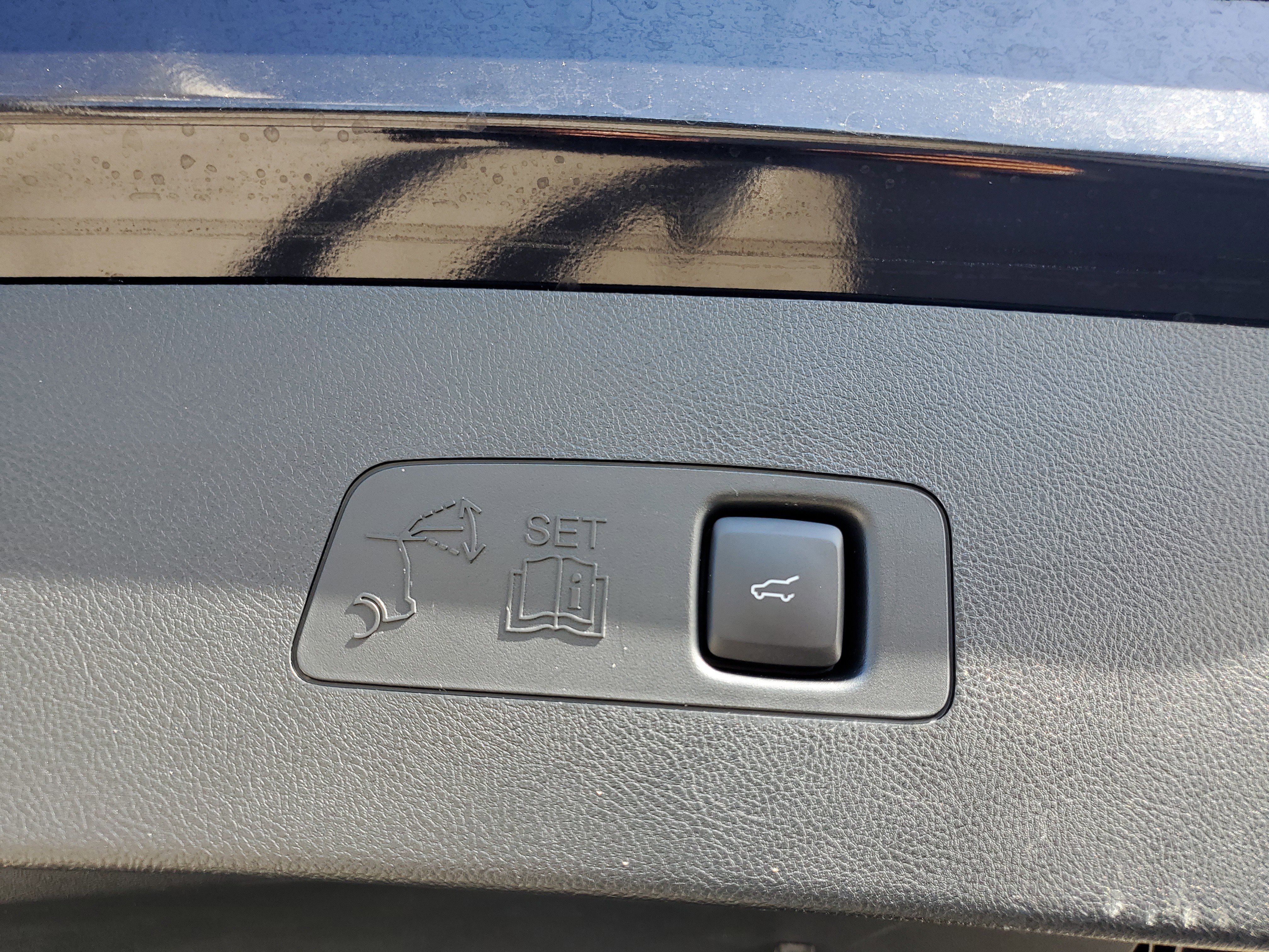 Certified 2022 Lincoln Corsair Reserve image 8