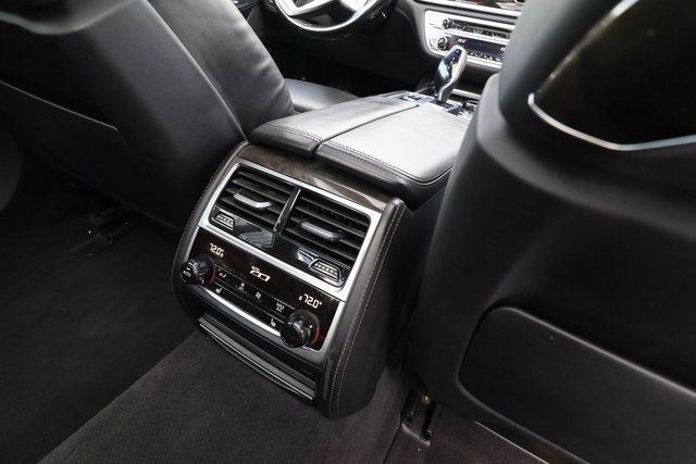 Used 2017 BMW 750i xDrive image 65