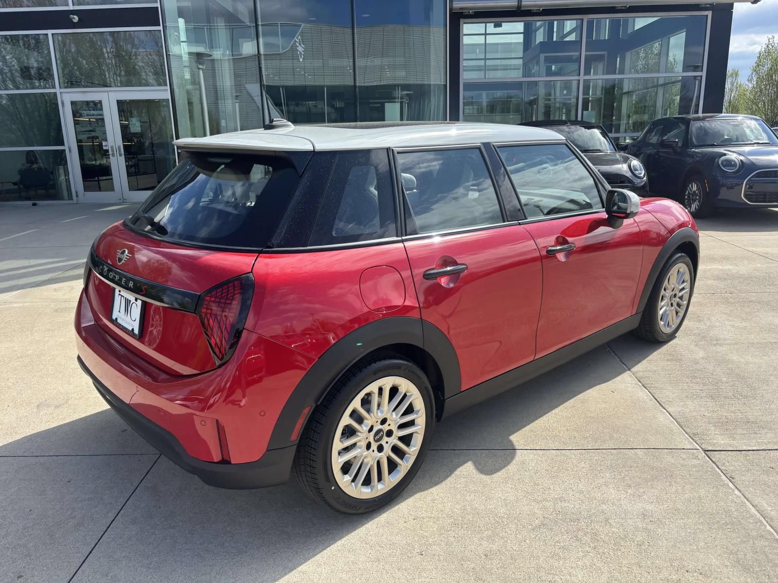 New 2026 MINI Cooper S FWD image 5