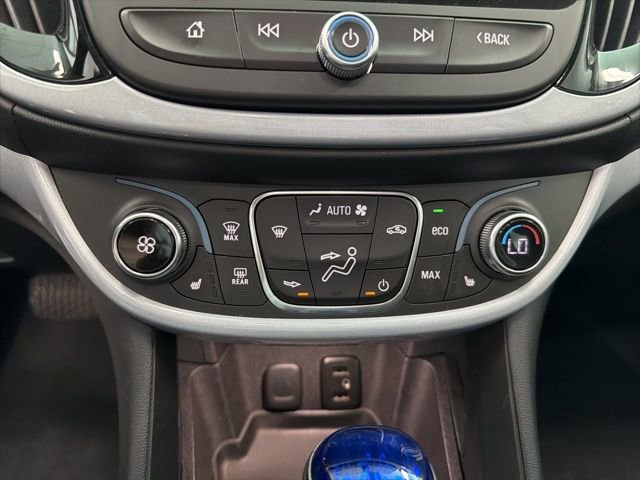 Used 2017 Chevrolet Volt LT w/ Comfort Package image 18