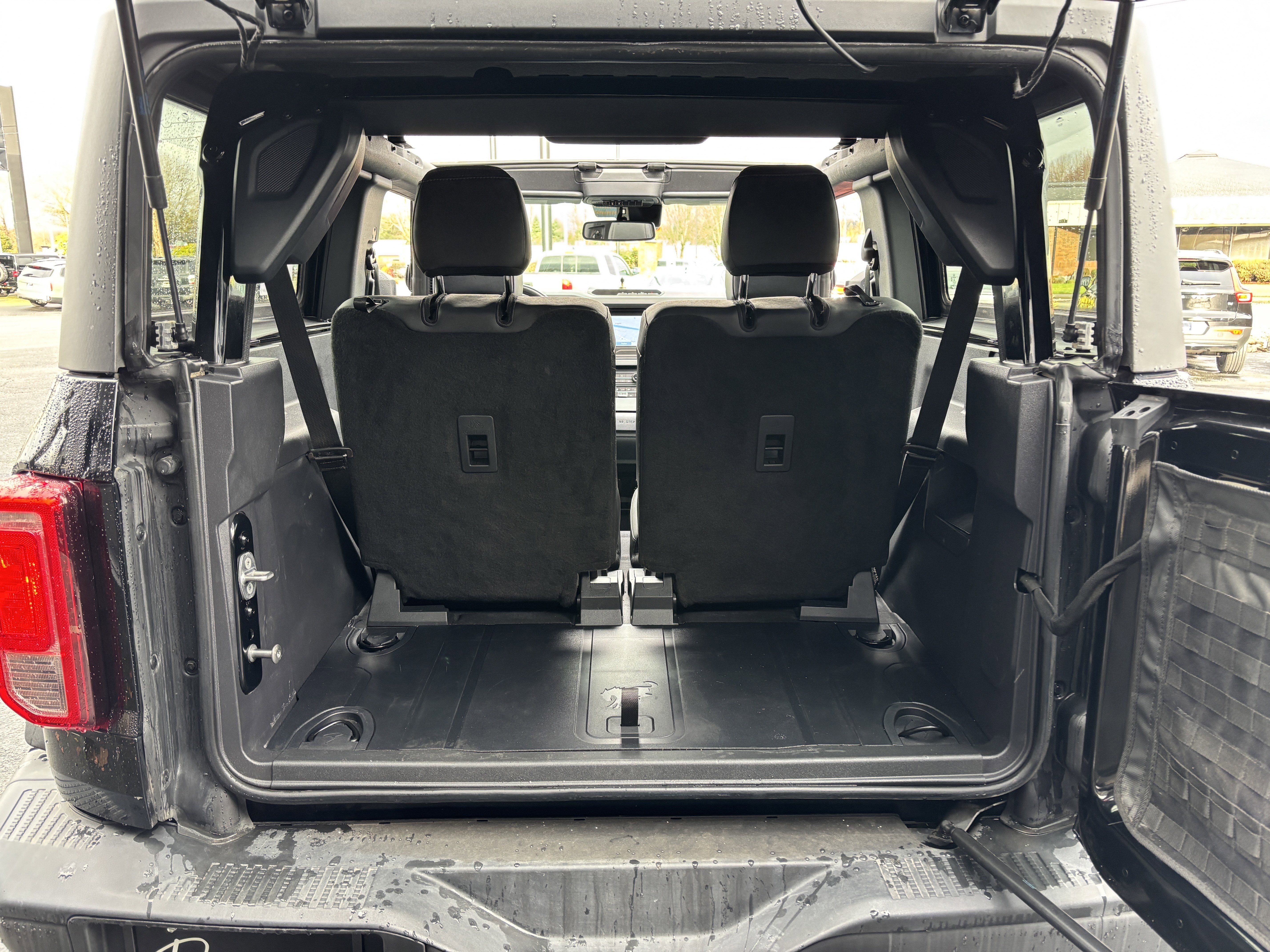 Used 2022 Ford Bronco Black Diamond image 14