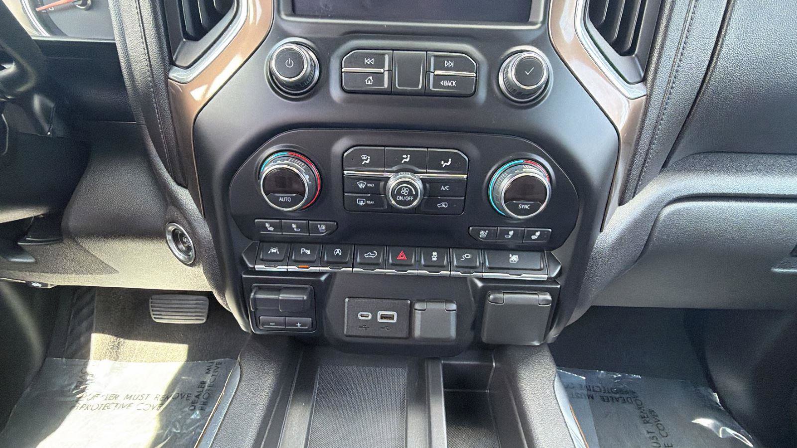 Used 2019 Chevrolet Silverado 1500 High Country AWD/4WD image 24