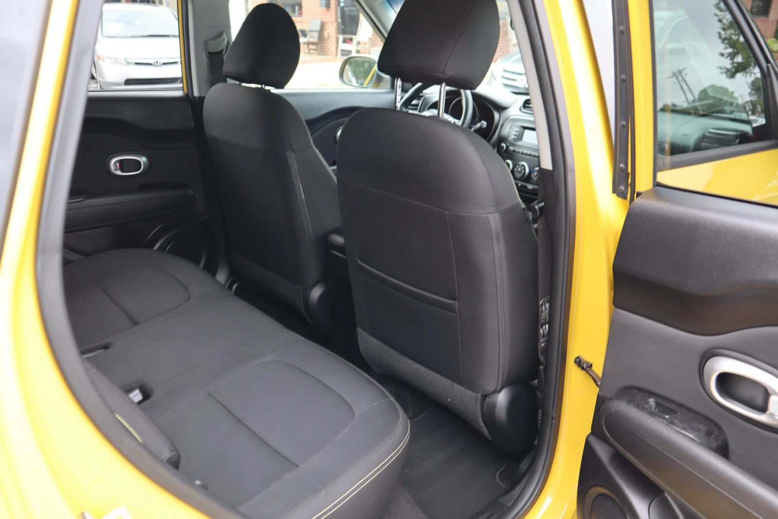Used 2014 Kia Soul + FWD image 18