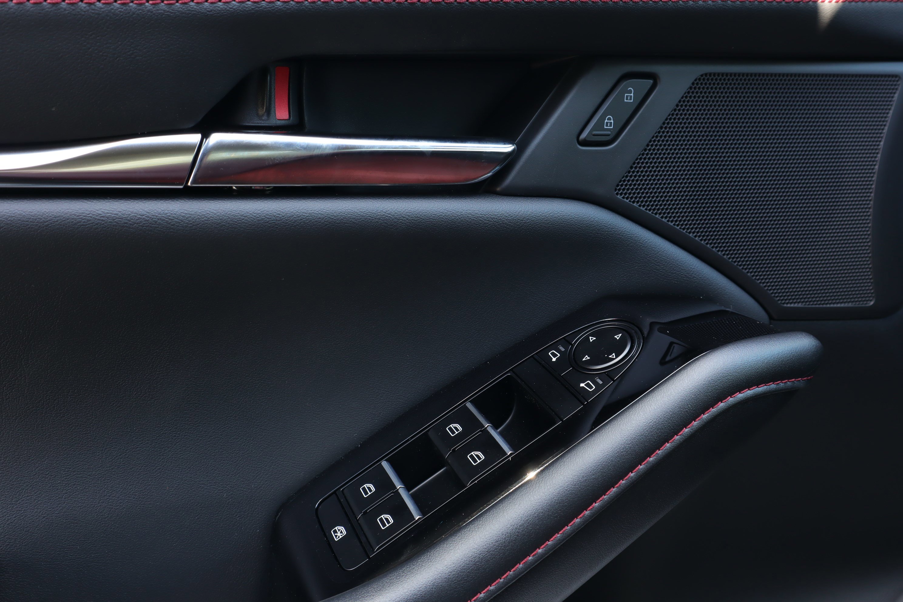 New 2026 MAZDA MAZDA3 Carbon image 19