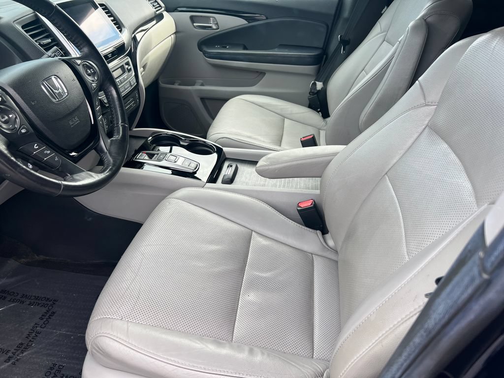 Used 2017 Honda Pilot Elite image 9