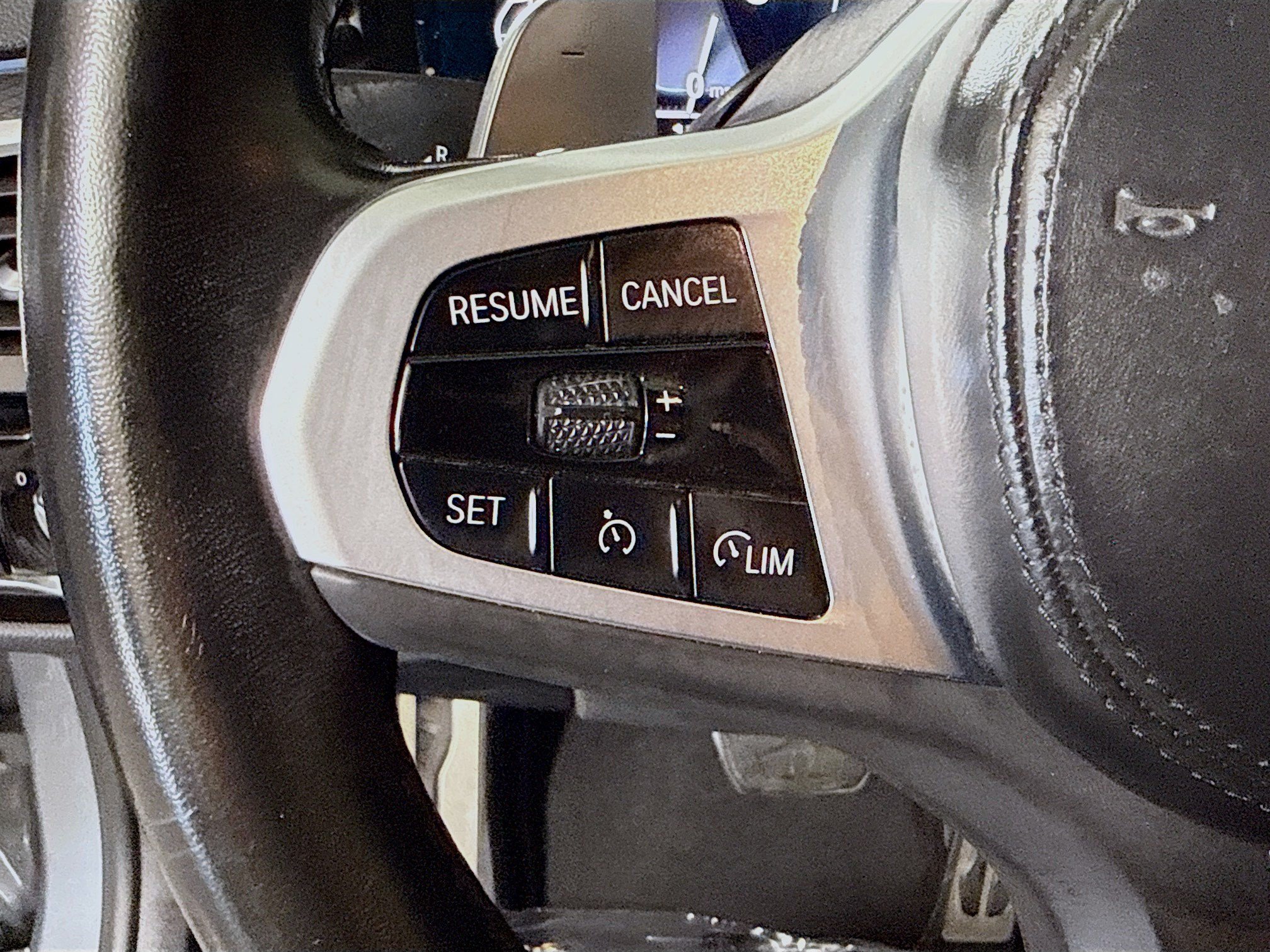 Used 2023 BMW 530e w/ M Sport Package RWD image 14