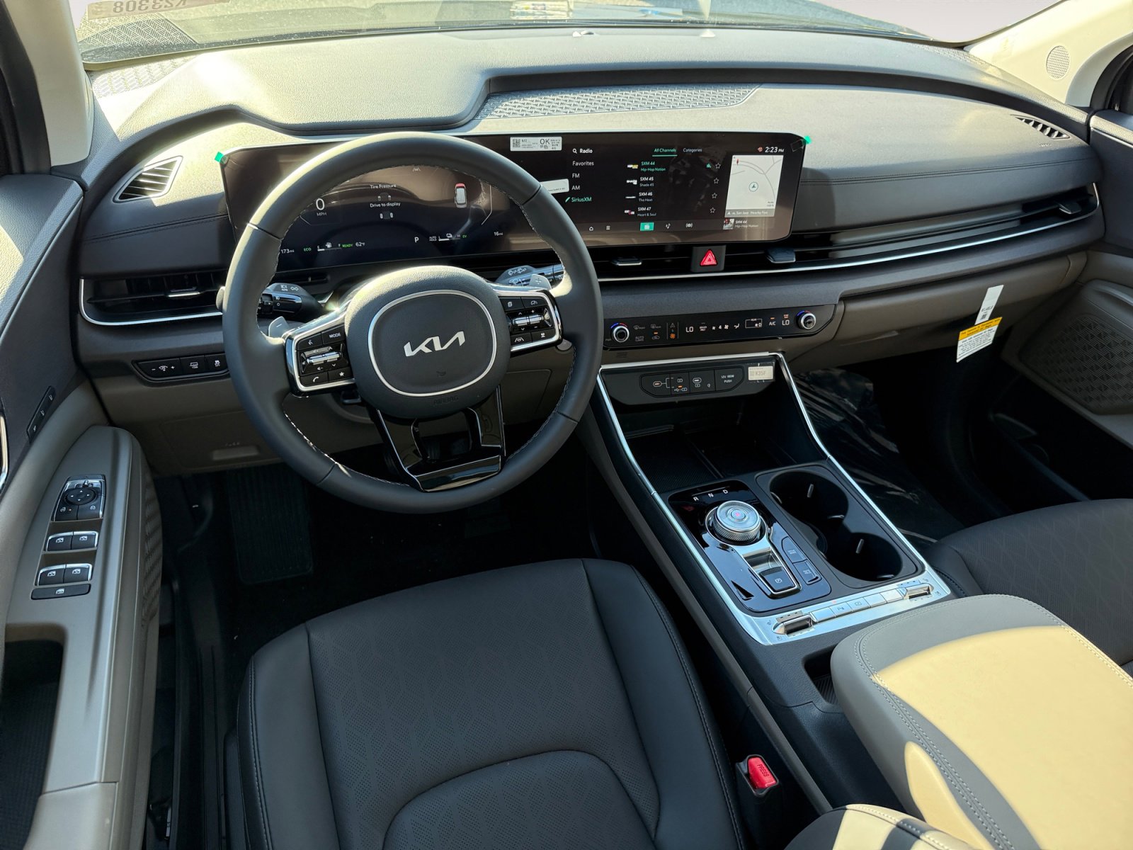 New 2026 Kia Carnival SX image 15