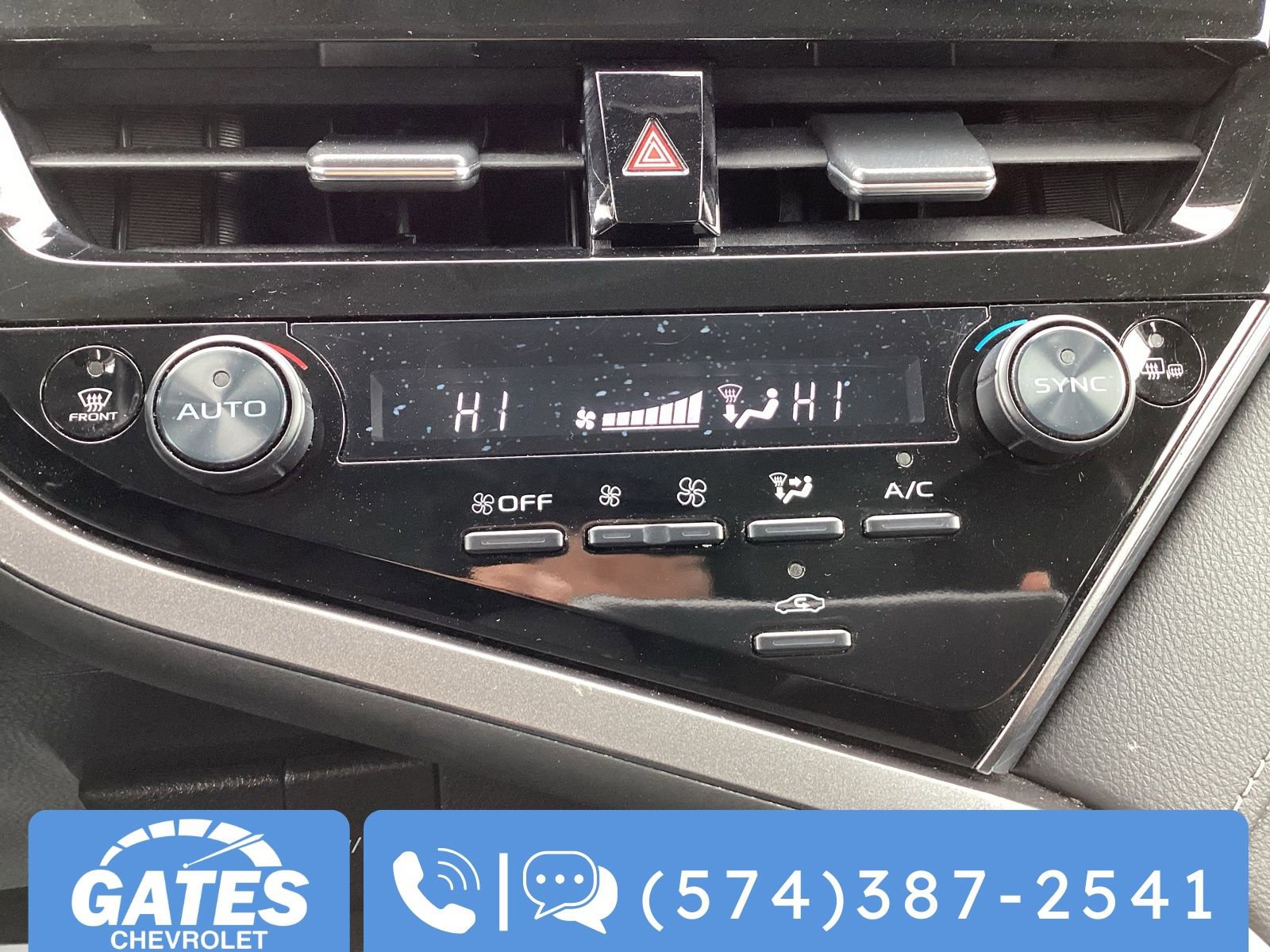 Used 2024 Toyota Camry SE image 19