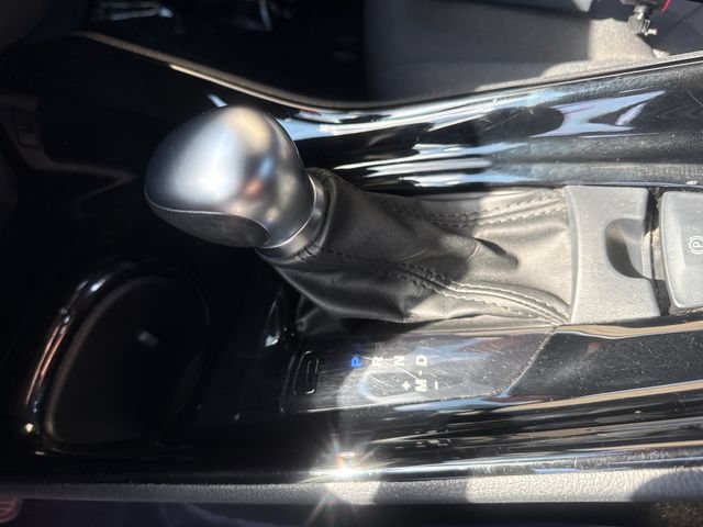 Used 2021 Toyota C-HR XLE FWD image 18