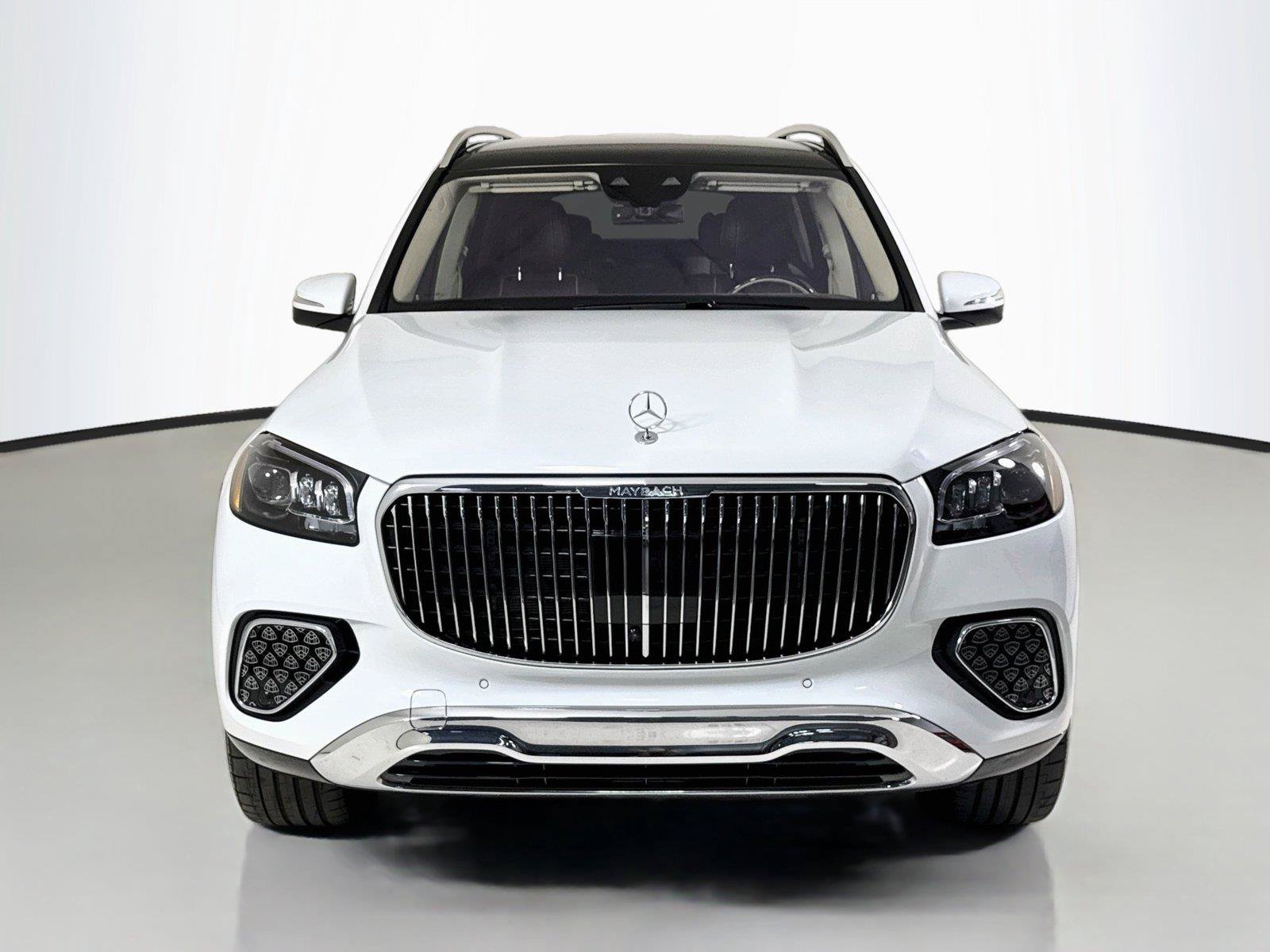 Used 2025 Mercedes-Benz Maybach GLS 600 4MATIC image 11