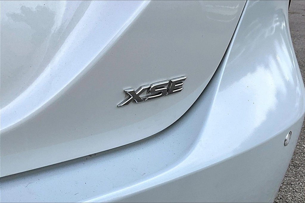 Used 2022 Toyota Camry XSE w/ Driver Assist Package image 8