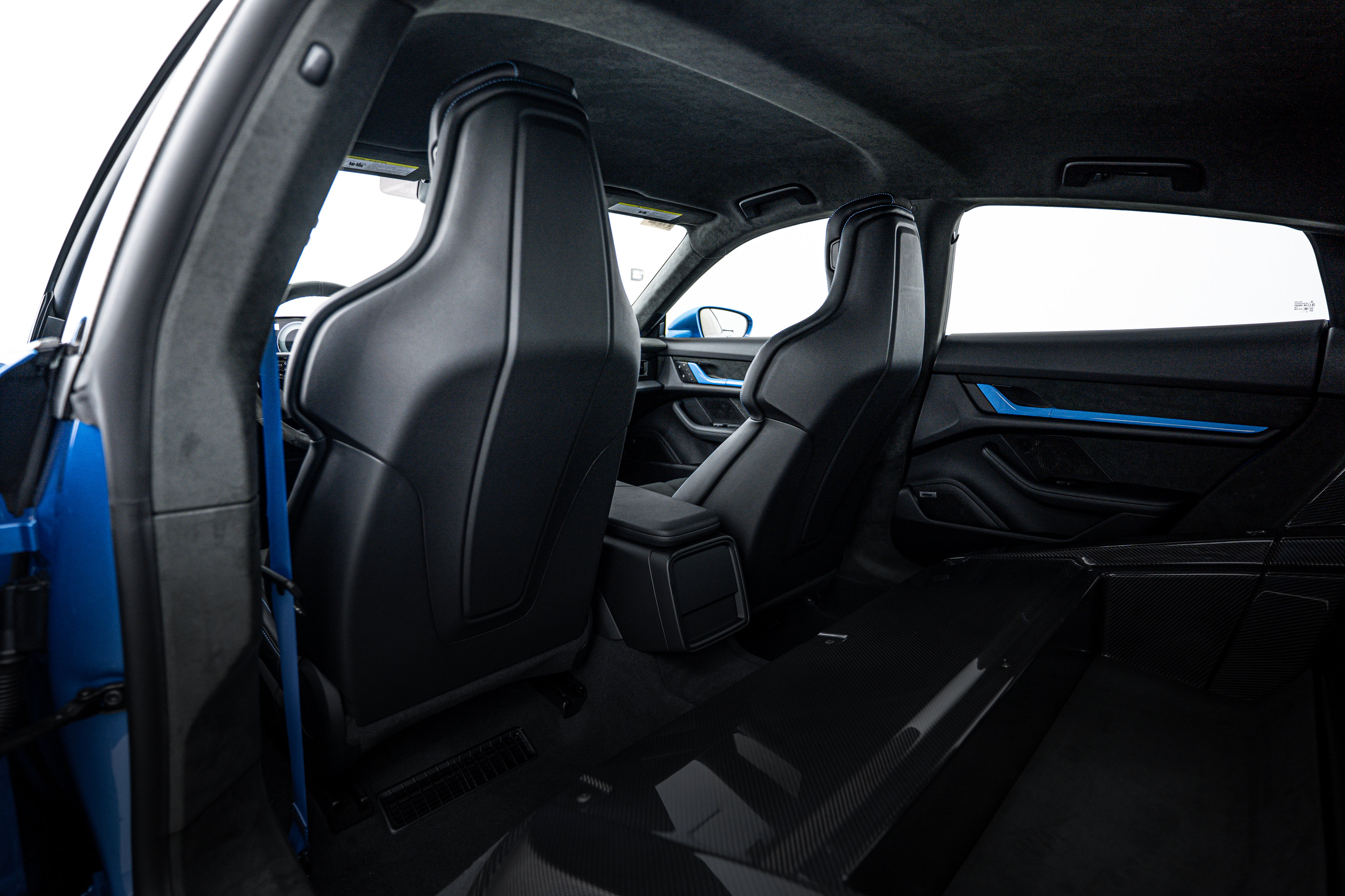 New 2025 Porsche Taycan Turbo GT image 21