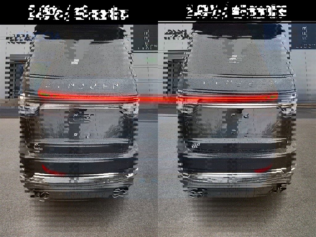 Used 2023 Lincoln Aviator Reserve w/ Equipment Group 201A image 5