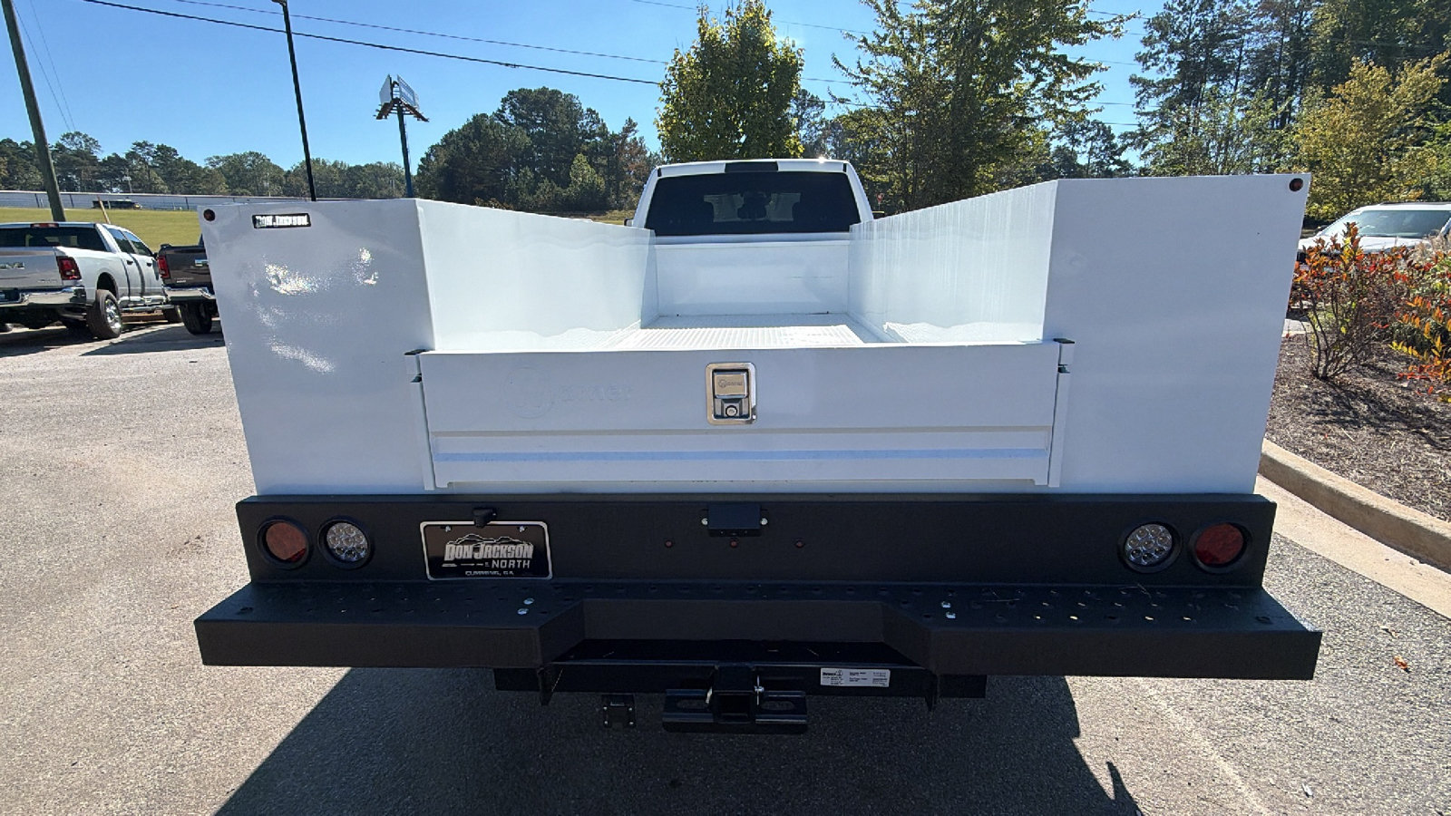 New 2026 RAM 5500 Tradesman w/ Chrome Appearance Group AWD/4WD image 9