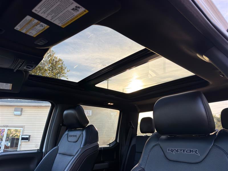 Used 2020 Ford F150 Raptor w/ Equipment Group 802A Luxury AWD/4WD image 19