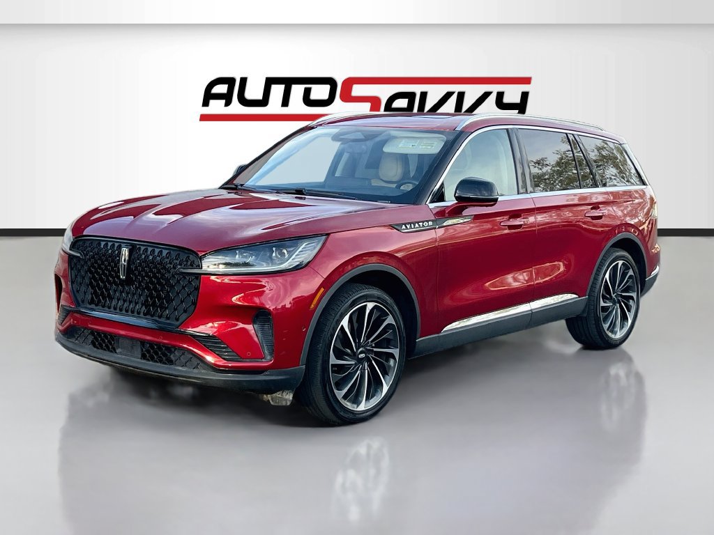 Used 2025 Lincoln Aviator Reserve w/ Equipment Group 201A AWD/4WD image 3
