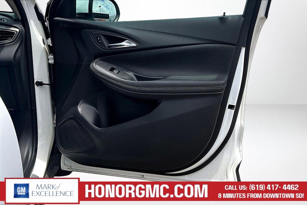 Used 2023 Buick Encore GX Select FWD image 28