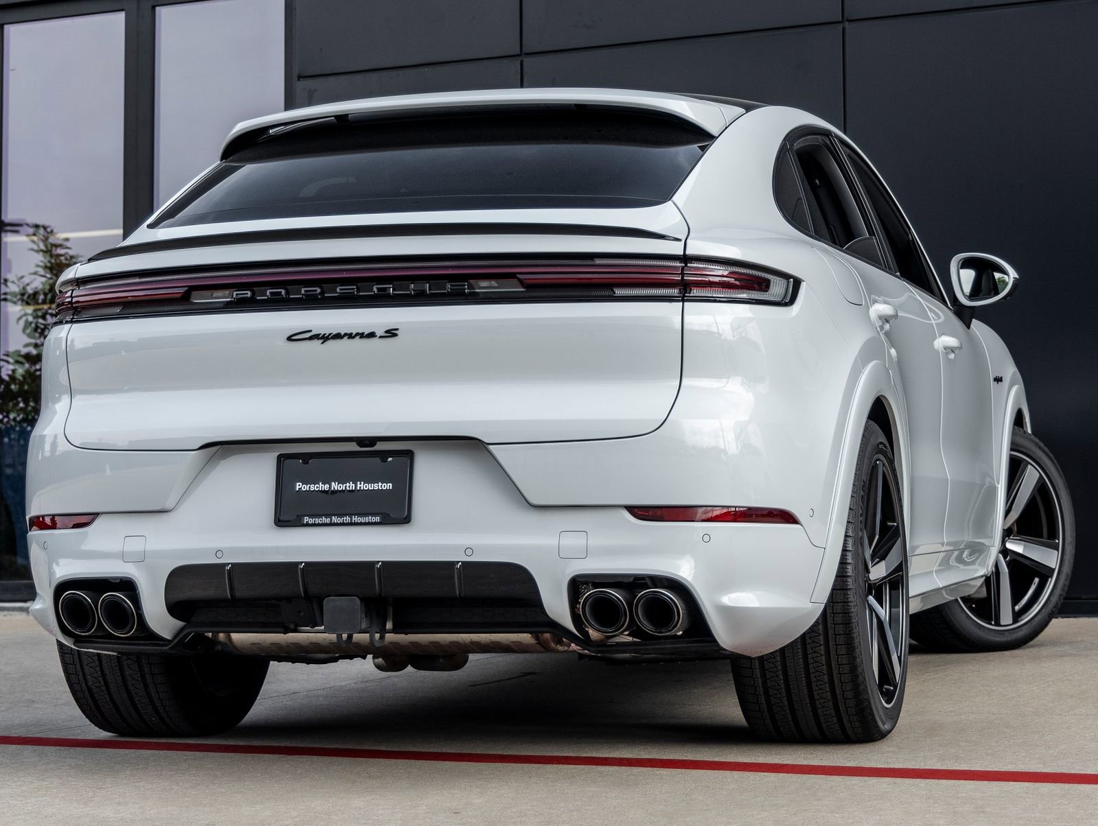 New 2025 Porsche Cayenne S AWD/4WD image 11