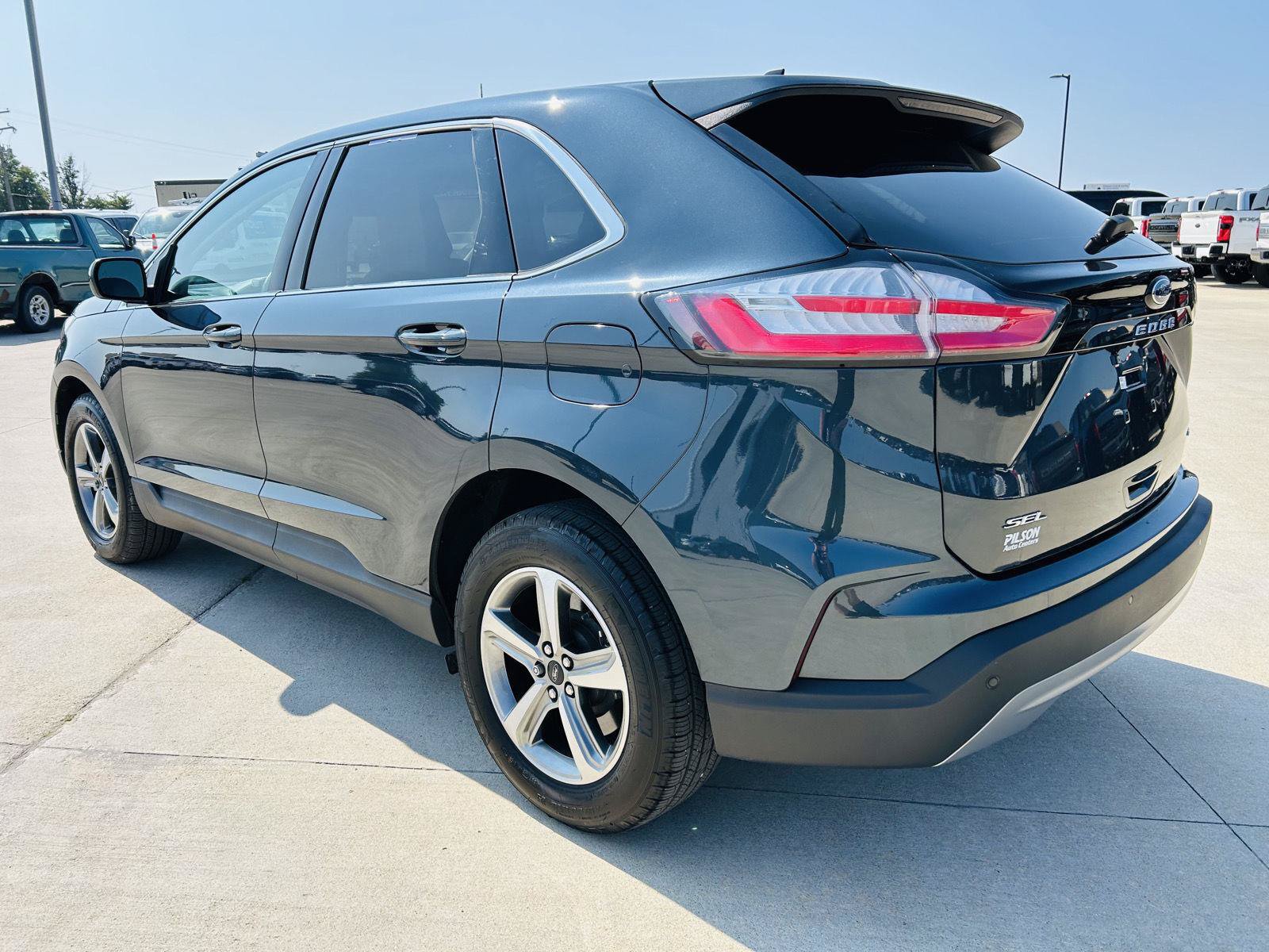 Used 2024 Ford Edge SEL w/ Convenience Package AWD/4WD image 37