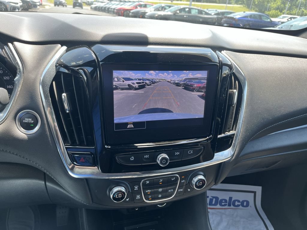 Used 2023 Chevrolet Traverse LT AWD/4WD image 23