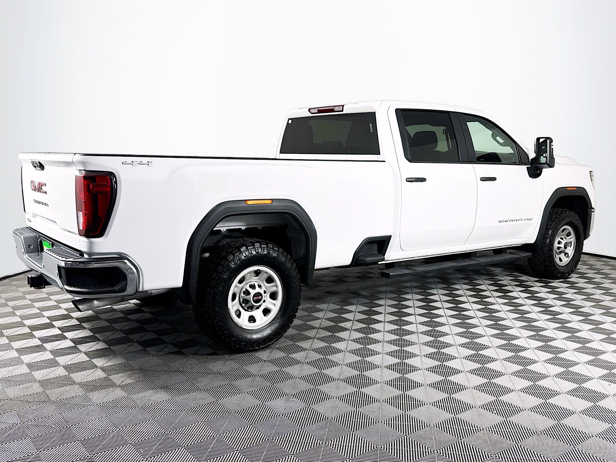 Used 2024 GMC Sierra 3500 Pro image 10