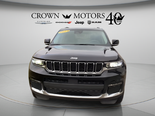 Used 2023 Jeep Grand Cherokee L Limited AWD/4WD image 2