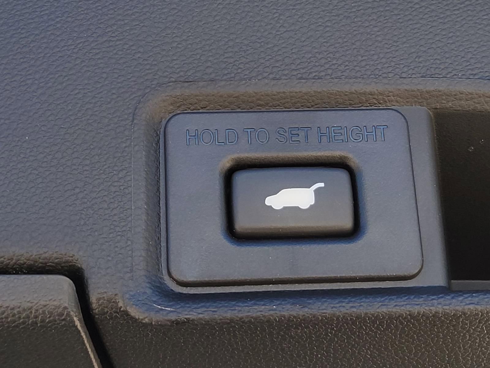 Used 2025 Acura RDX SH-AWD w/ Technology Package image 11
