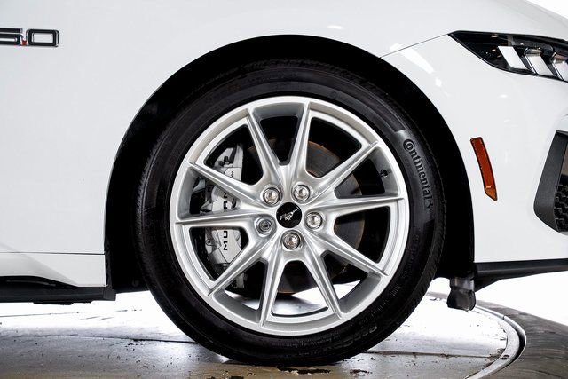 Used 2024 Ford Mustang GT Premium image 16