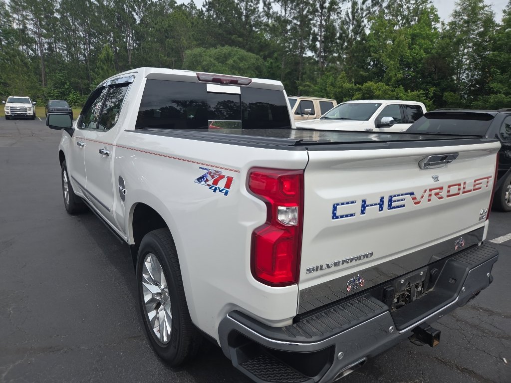 Used 2020 Chevrolet Silverado 1500 LTZ w/ LTZ Plus Package AWD/4WD image 4