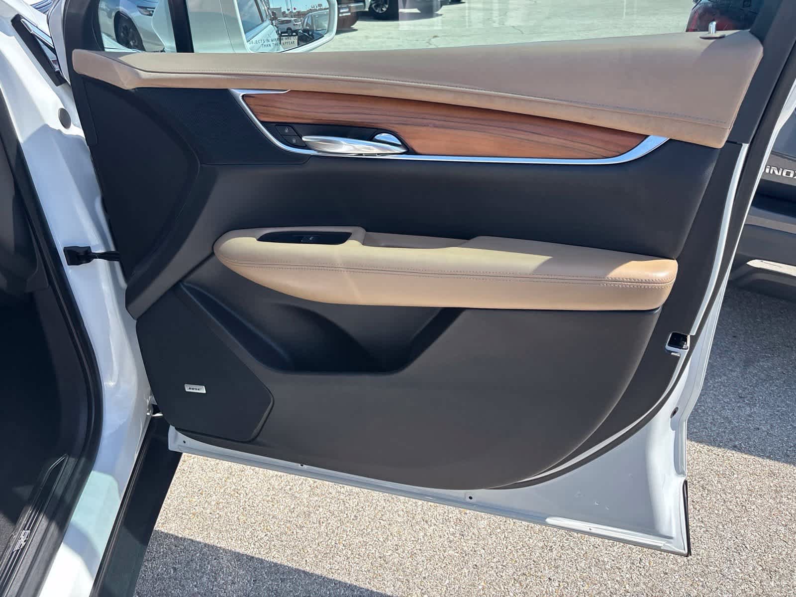 Used 2019 Cadillac XT5 Platinum AWD/4WD image 9