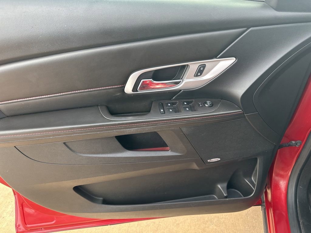 Used 2015 GMC Terrain SLE image 14