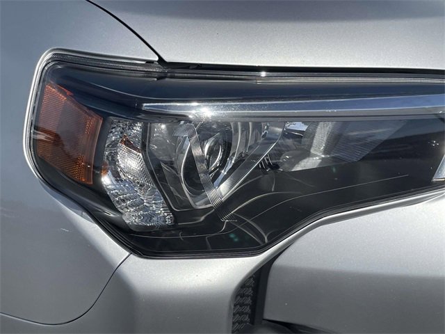 Used 2022 Toyota 4Runner SR5 image 7