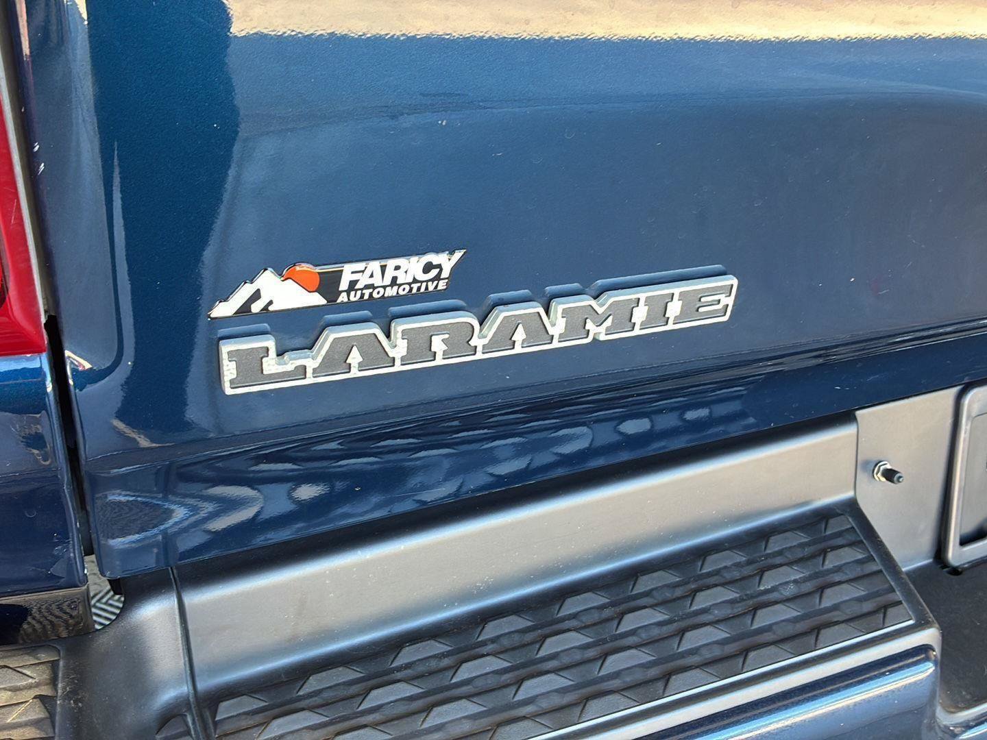Used 2020 RAM 1500 Laramie w/ Sport Appearance Package AWD/4WD image 9