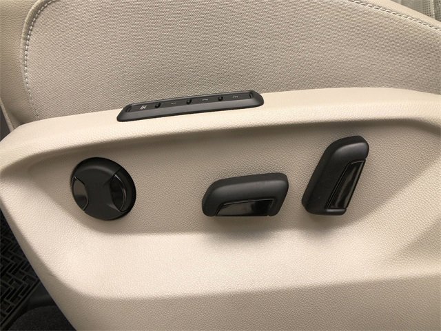 Used 2024 Volkswagen Atlas SEL Premium R-Line image 20