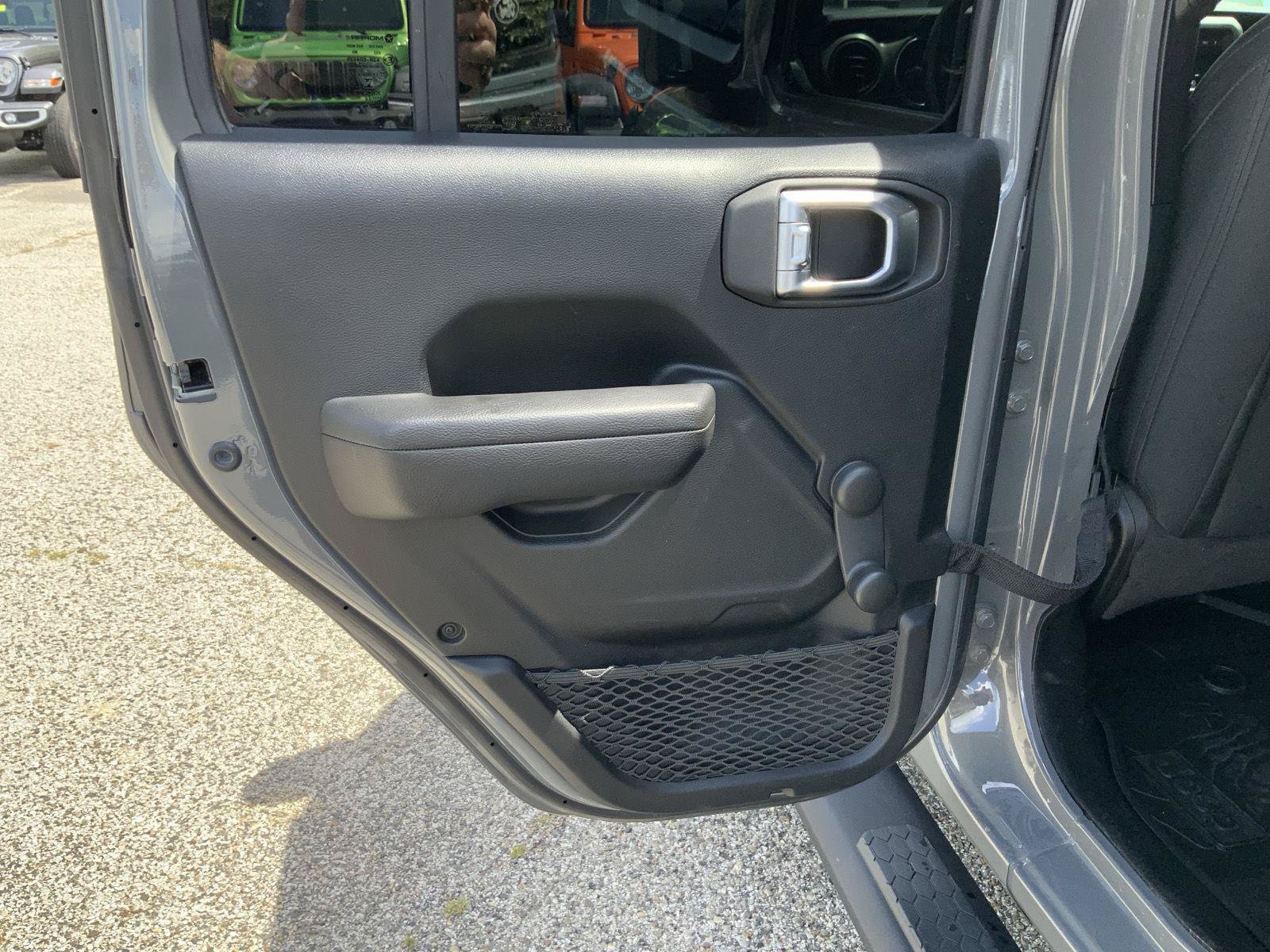 Used 2022 Jeep Wrangler Unlimited Sport AWD/4WD image 45