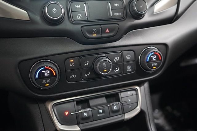 Used 2022 GMC Terrain Denali image 29