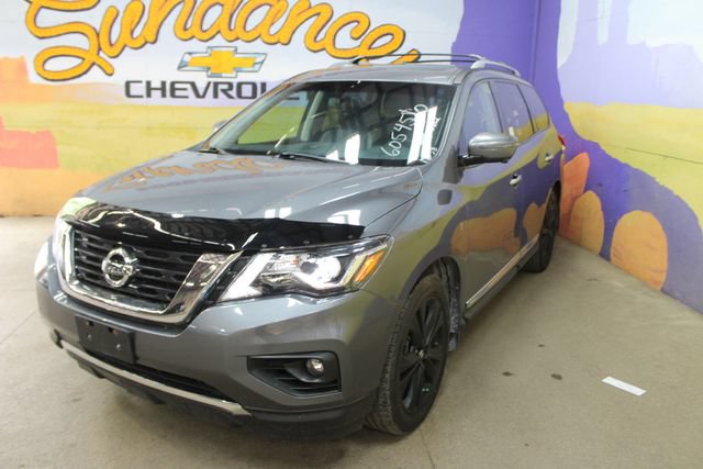 Used 2019 Nissan Pathfinder Platinum AWD/4WD image 4