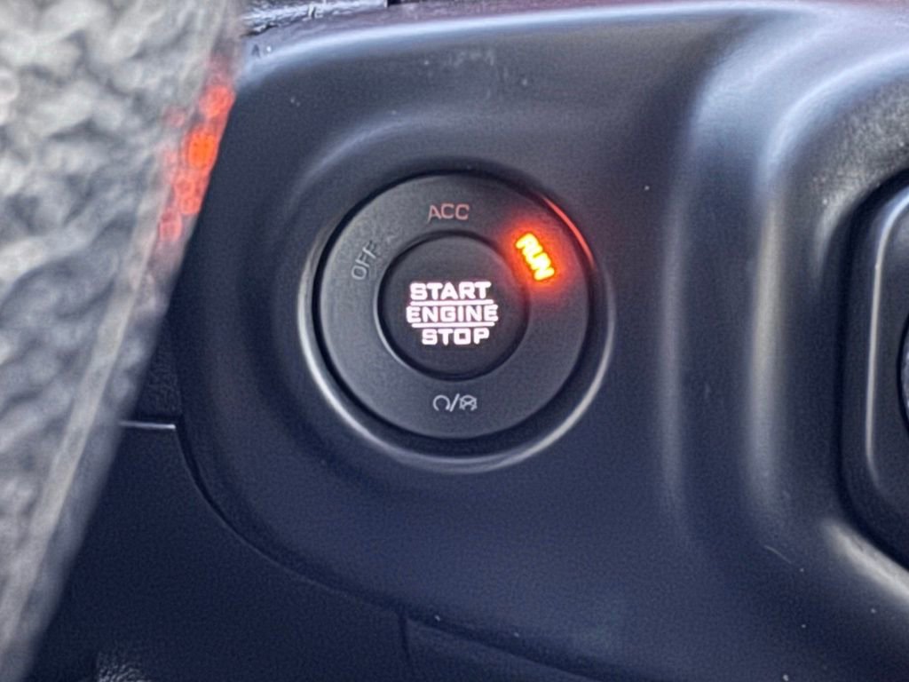 Used 2023 Jeep Wrangler Sport image 6