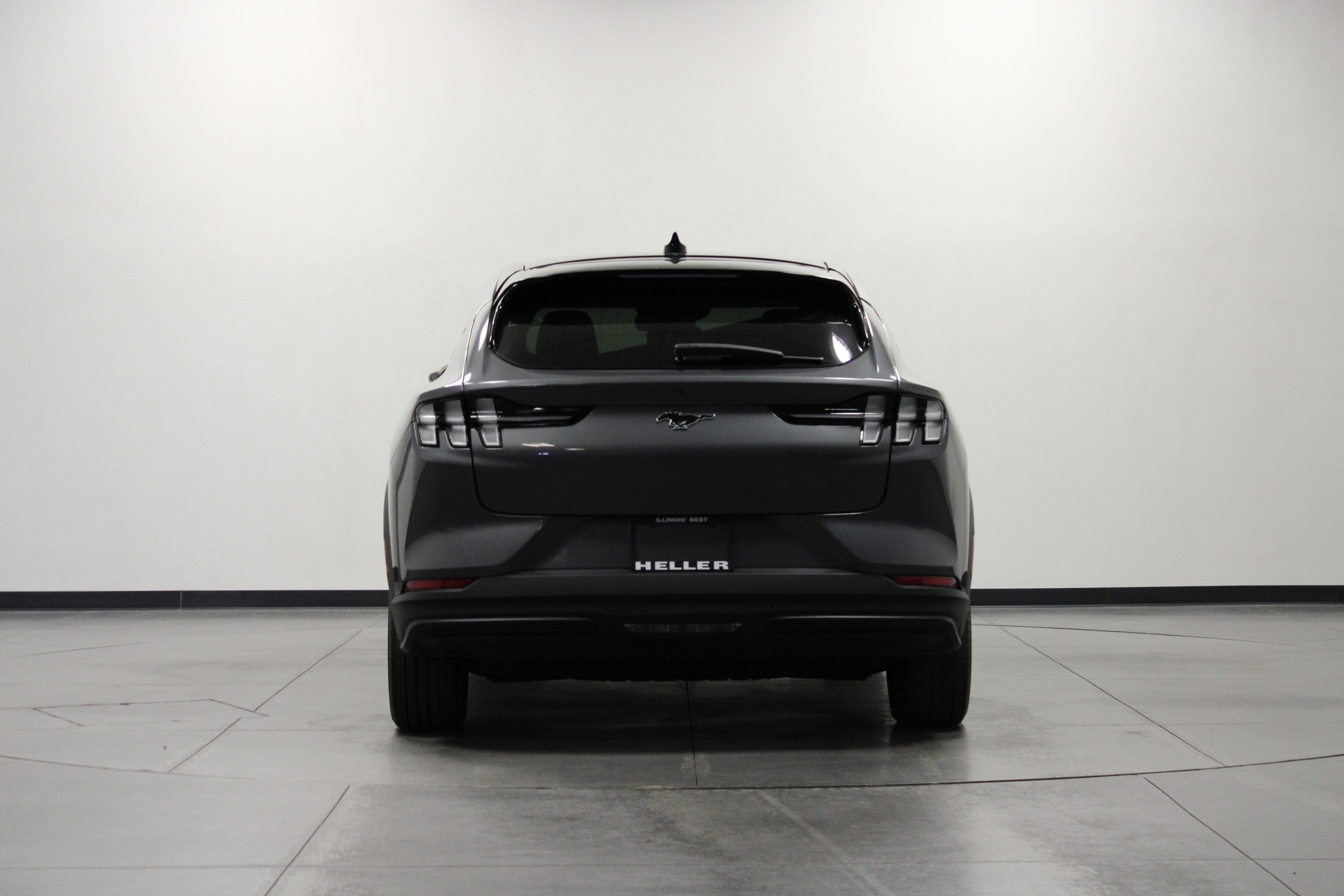 Used 2021 Ford Mustang Mach-E Select image 5