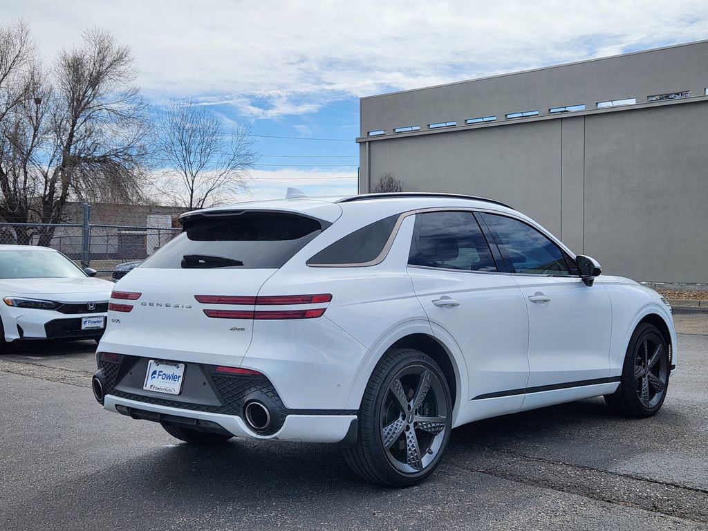 Used 2023 Genesis GV70 2.5T w/ Sport Prestige Package image 7