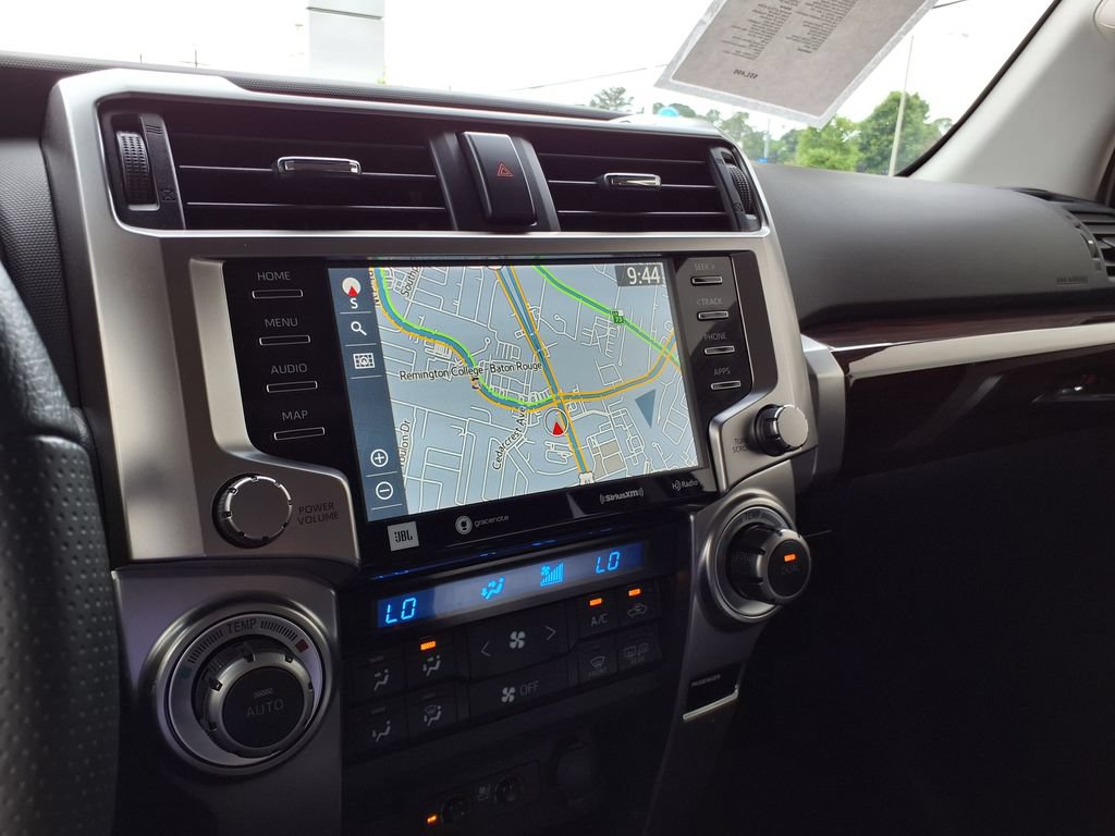 Used 2024 Toyota 4Runner Limited AWD/4WD image 31