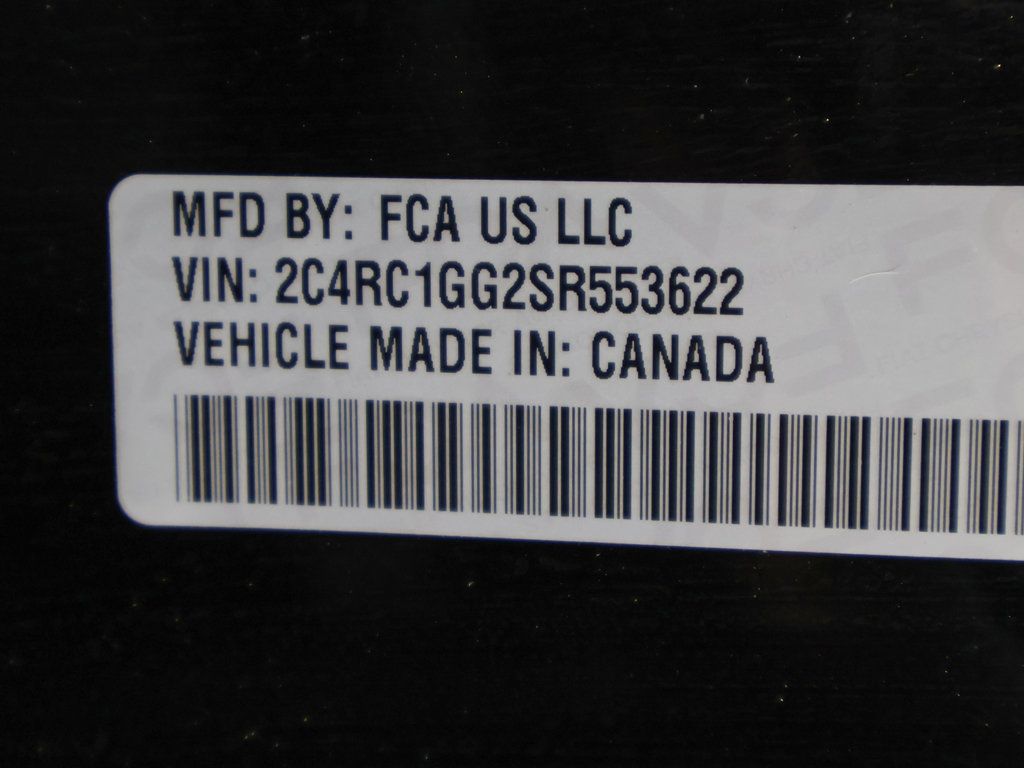 Used 2025 Chrysler Pacifica Limited FWD image 47