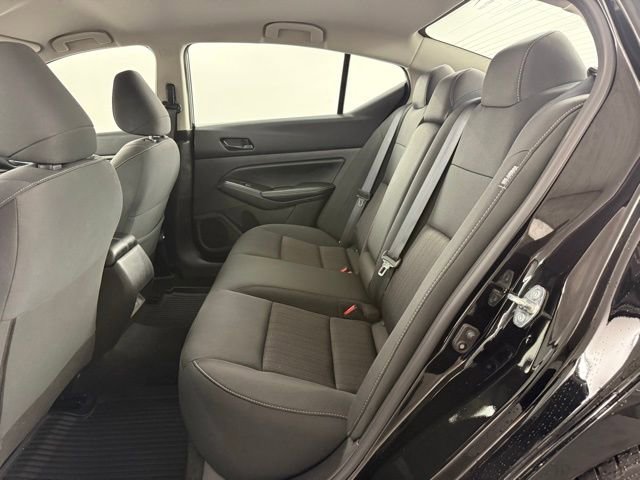 Used 2024 Nissan Altima 2.5 SV image 14