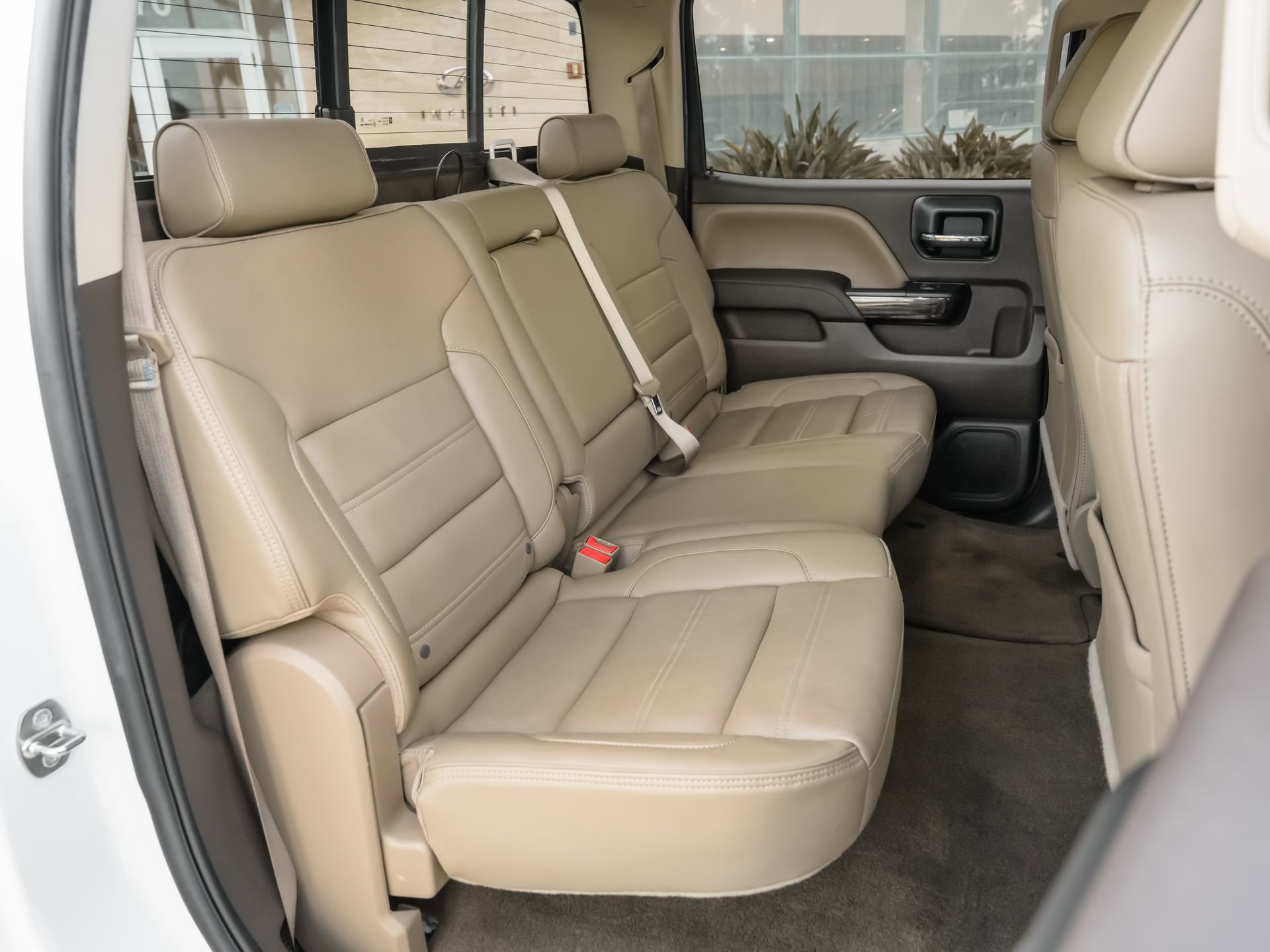 Used 2016 GMC Sierra 1500 Denali w/ Enhanced Driver Alert Package AWD/4WD image 39