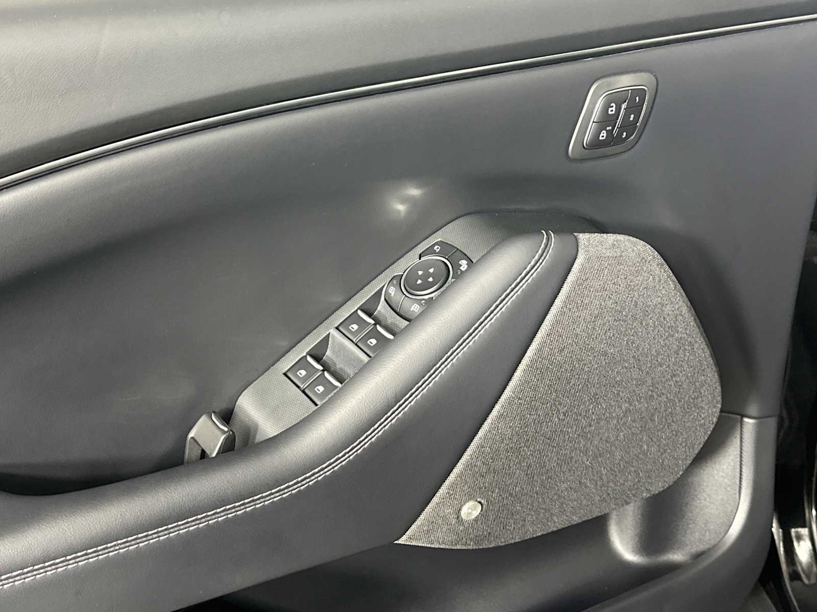 Used 2024 Ford Mustang Mach-E Premium RWD image 15