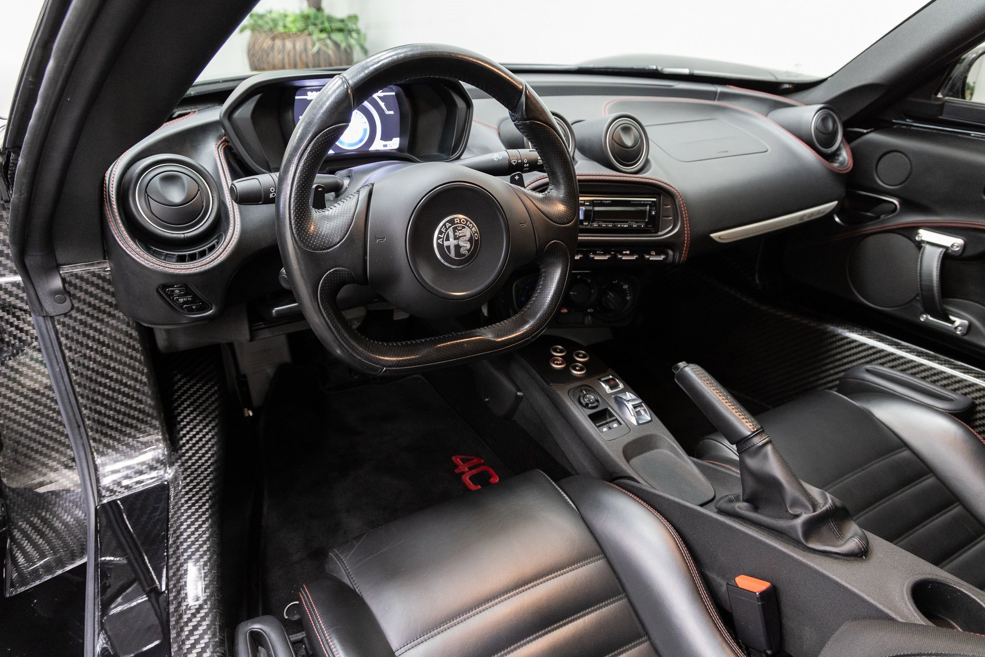 Used 2018 Alfa Romeo 4C Spider w/ Convenience Group - Spider image 5